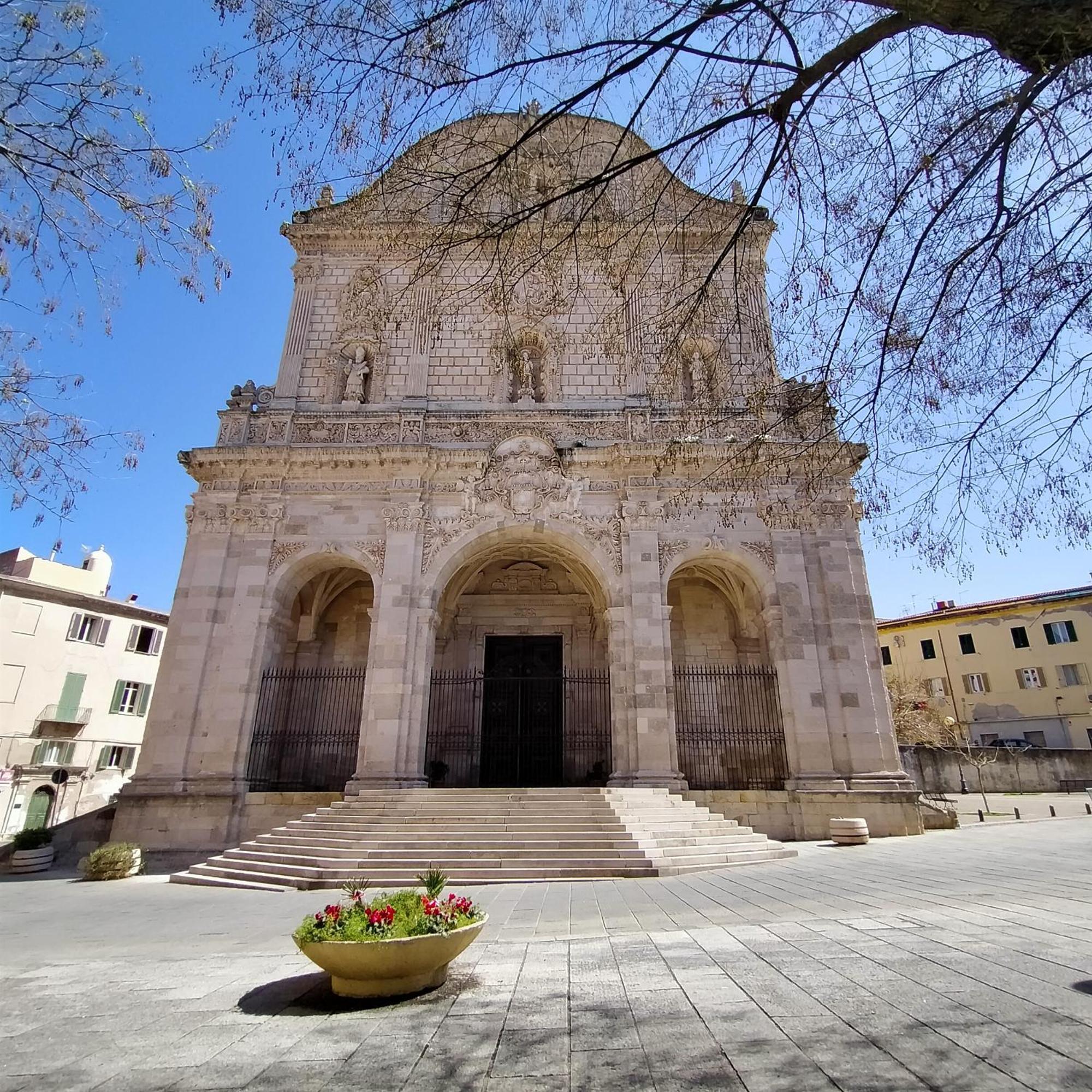 ホテル La Cattedrale サッサリ エクステリア 写真